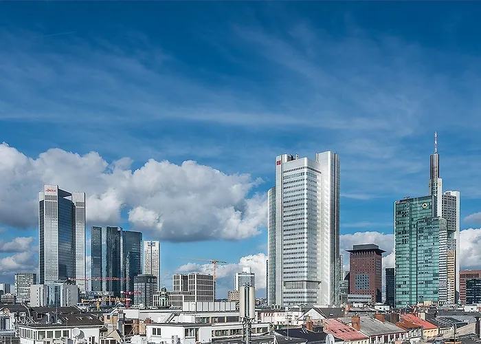 The Frankfurt 4*