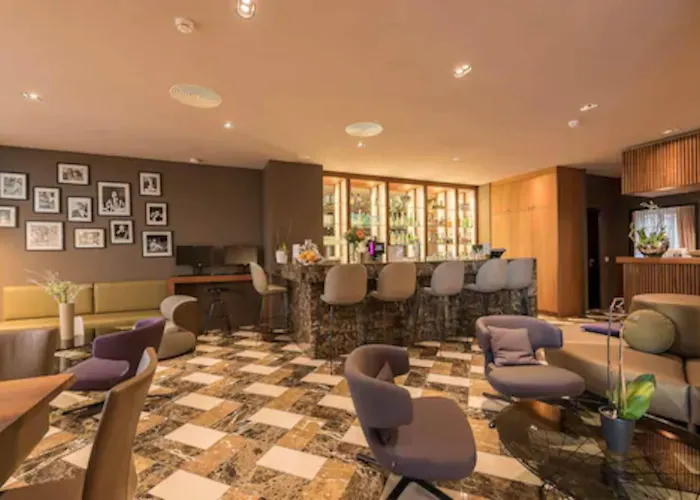 The Frankfurt 4*